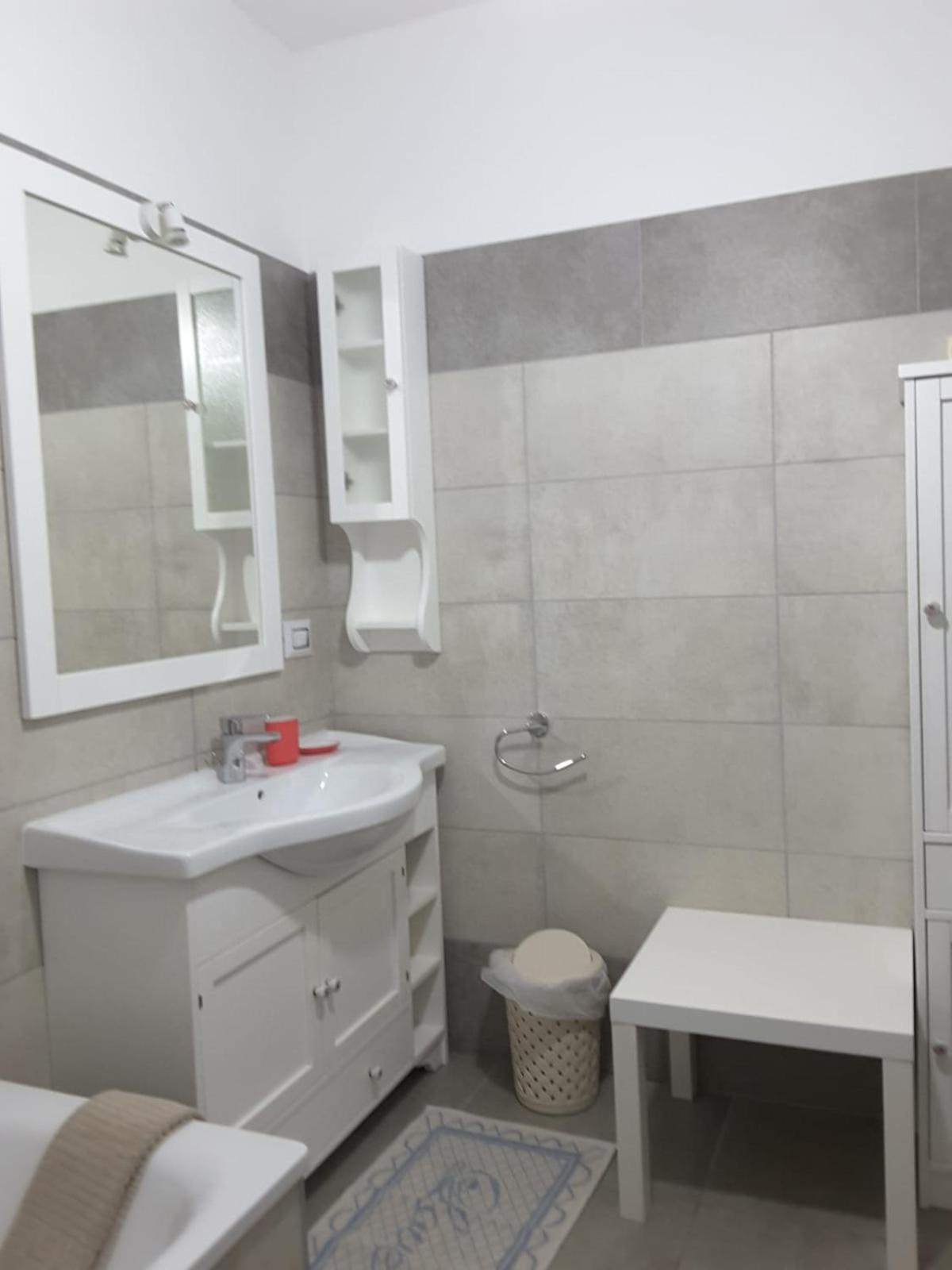 Lucrece Holiday Apartment Torino Eksteriør billede